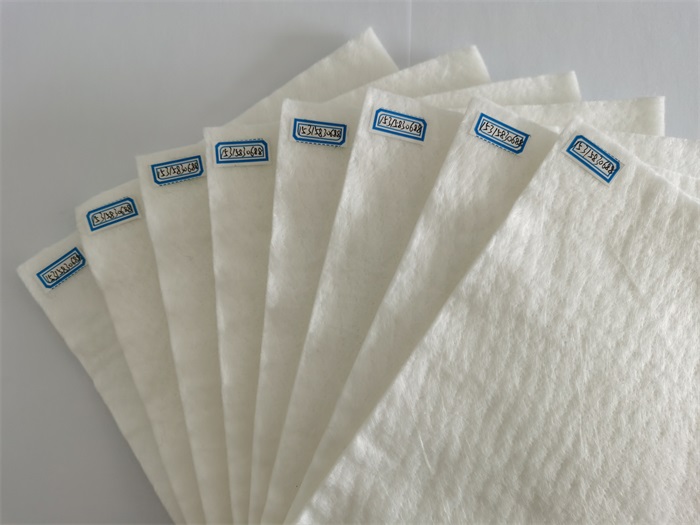 长丝土工布的特点及使用寿命