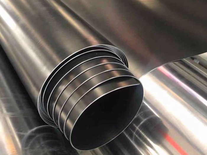 hdpe防渗膜为什么中间薄两边厚