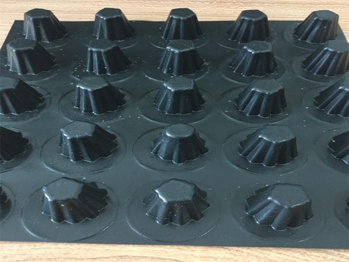 排水板凸高应该如何选择